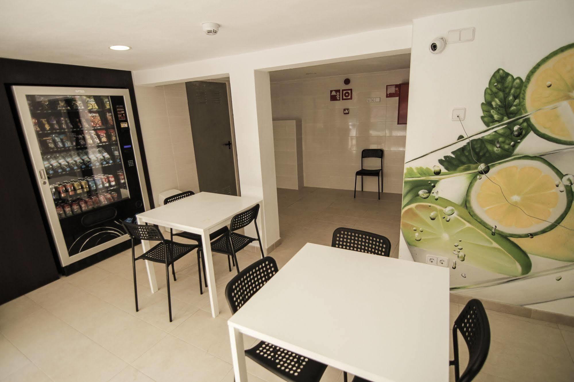 מגאלוף Hostal Floridita Adults Only מראה חיצוני תמונה